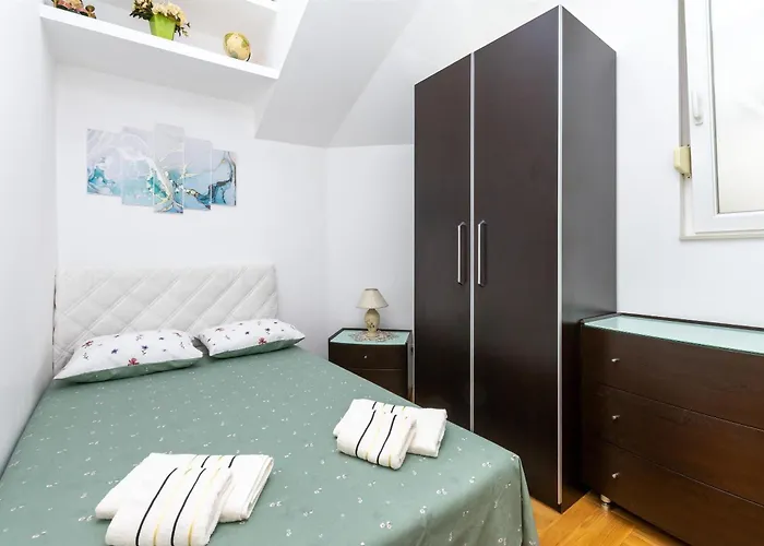Apartament Marija *